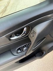 Nissan X-Trail 2017 N-Connecta-thumb-15