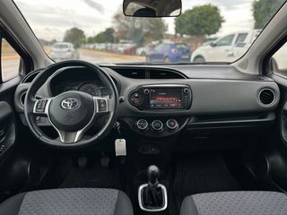 Toyota Yaris 2015 VVT-i France-thumb-27