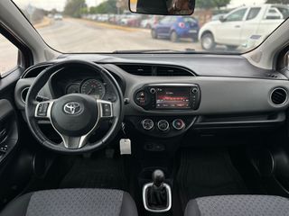 Toyota Yaris 2015 VVT-i France-thumb-16