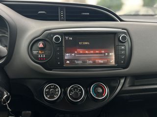 Toyota Yaris 2015 VVT-i France-thumb-21
