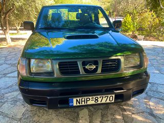 Nissan Navara 2002 D22 4X4 2.5DI  DIESEL-thumb-8