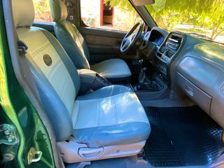 Nissan Navara 2002 D22 4X4 2.5DI  DIESEL-thumb-13