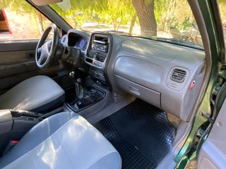Nissan Navara 2002 D22 4X4 2.5DI  DIESEL-thumb-15