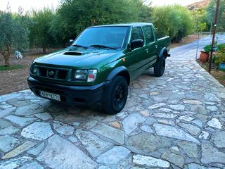 Nissan Navara 2002 D22 4X4 2.5DI  DIESEL-thumb-1