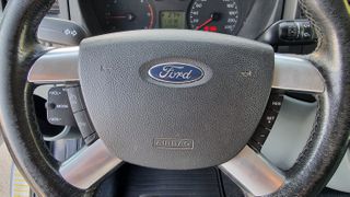 Ford Transit 2010-thumb-23