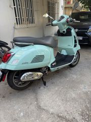 Piaggio Vespa GTS 300 2024