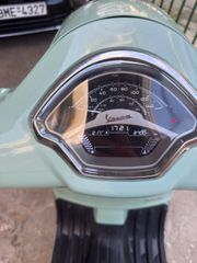 Piaggio Vespa GTS 300 2024-thumb-6
