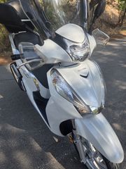 Honda SH 300i 2015-thumb-9