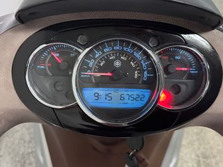 Piaggio Beverly 300i 2011-thumb-8