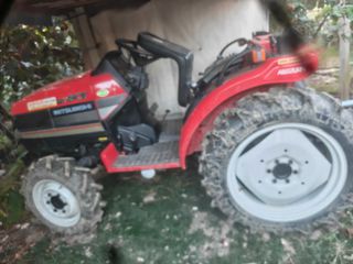 Semitruck 2014 Mitsubishi