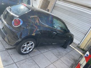 Alfa Romeo Mito 2011 1,4-thumb-1