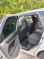 Ford Focus 2006-thumb-16