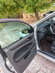 Ford Focus 2006-thumb-17