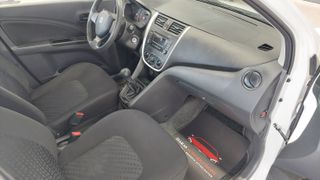 Suzuki Celerio 2017 Comfort 1.0 68hp-thumb-13