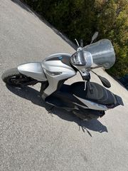 Piaggio Beverly 400 2021-thumb-1