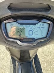 Piaggio Beverly 400 2021-thumb-7