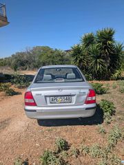 Mazda 323 1999-thumb-3