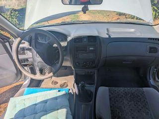 Mazda 323 1999-thumb-4