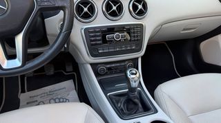 Mercedes-Benz A 200 2013 1,8 URBAN PANORAMA-thumb-14