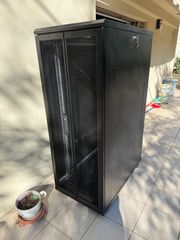 dateup 32u 600x1000mm floor standing-thumb-1
