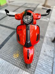 Piaggio Vespa GTS 300 2023 SUPER SPORT