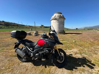 Suzuki V-Strom 1000 2015-thumb-1