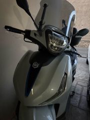 Piaggio Beverly 310 2026 Beverly 310-thumb-1