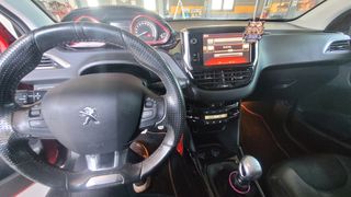 Peugeot 2008 2017 GT-LINE-thumb-8