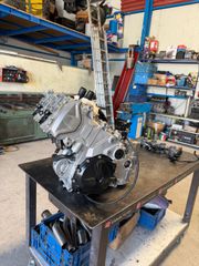bmw s1000xr 2024-thumb-1