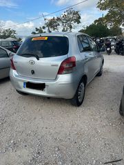 Toyota Yaris 2011 Προσφορά 5900 το 2011 μοντ 1300 κυβ-thumb-3