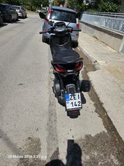 Piaggio Beverly 300 2023 HPE S-thumb-4