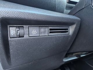 Citroen C4 2021 1.2cc 131ps  NAVI - LED-thumb-9