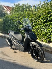 Piaggio Beverly 300 2023 HPE