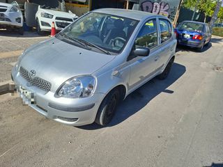 Toyota Yaris 2003 VVTI-thumb-2