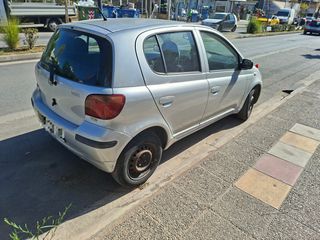 Toyota Yaris 2003 VVTI-thumb-4