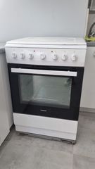 Ηλεκτρική κουζίνα IZOLA με κλασικές ηλεκτρικές εστίες