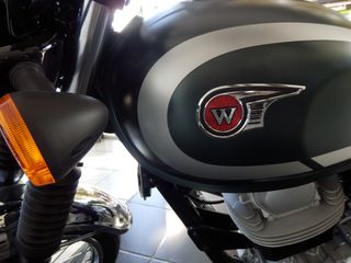 Kawasaki W 230 2026-thumb-1