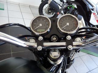 Kawasaki W 230 2026-thumb-6