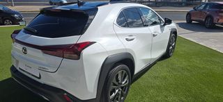 Lexus UX 2024 250h F Design Front Wheel Drive Full Hybrid Edition-thumb-6