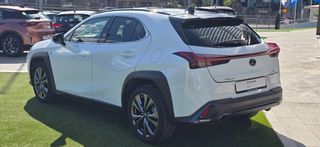 Lexus UX 2024 250h F Design Front Wheel Drive Full Hybrid Edition-thumb-8