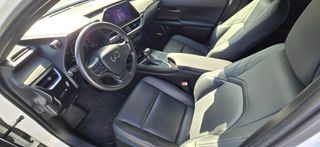 Lexus UX 2024 250h F Design Front Wheel Drive Full Hybrid Edition-thumb-16