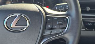 Lexus UX 2024 250h F Design Front Wheel Drive Full Hybrid Edition-thumb-13