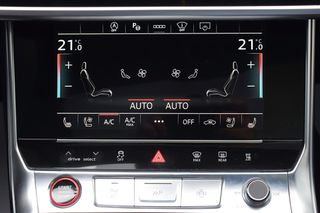 Audi RS6 2024 PERFORMANCE RS LASER PAN/AMA MHEV HUD 360° NEW MOD FULL EXT-thumb-39