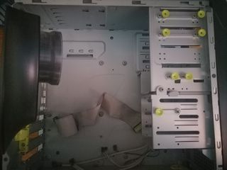Desktop-Μονάδα-thumb-2