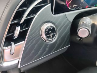 Mercedes-Benz E 220 2025 AMG LINE-thumb-29