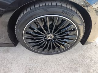 Mercedes-Benz E 220 2025 AMG LINE-thumb-51