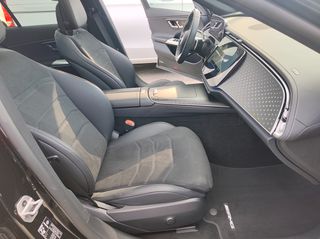 Mercedes-Benz E 220 2025 AMG LINE-thumb-45
