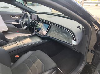 Mercedes-Benz E 220 2025 AMG LINE-thumb-46