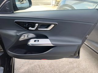 Mercedes-Benz E 220 2025 AMG LINE-thumb-47