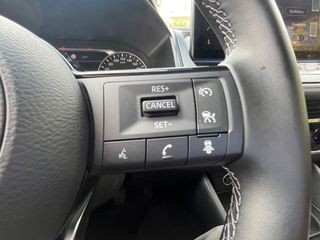 Nissan Qashqai 2024 UNIQUE FACE LIFT-thumb-11